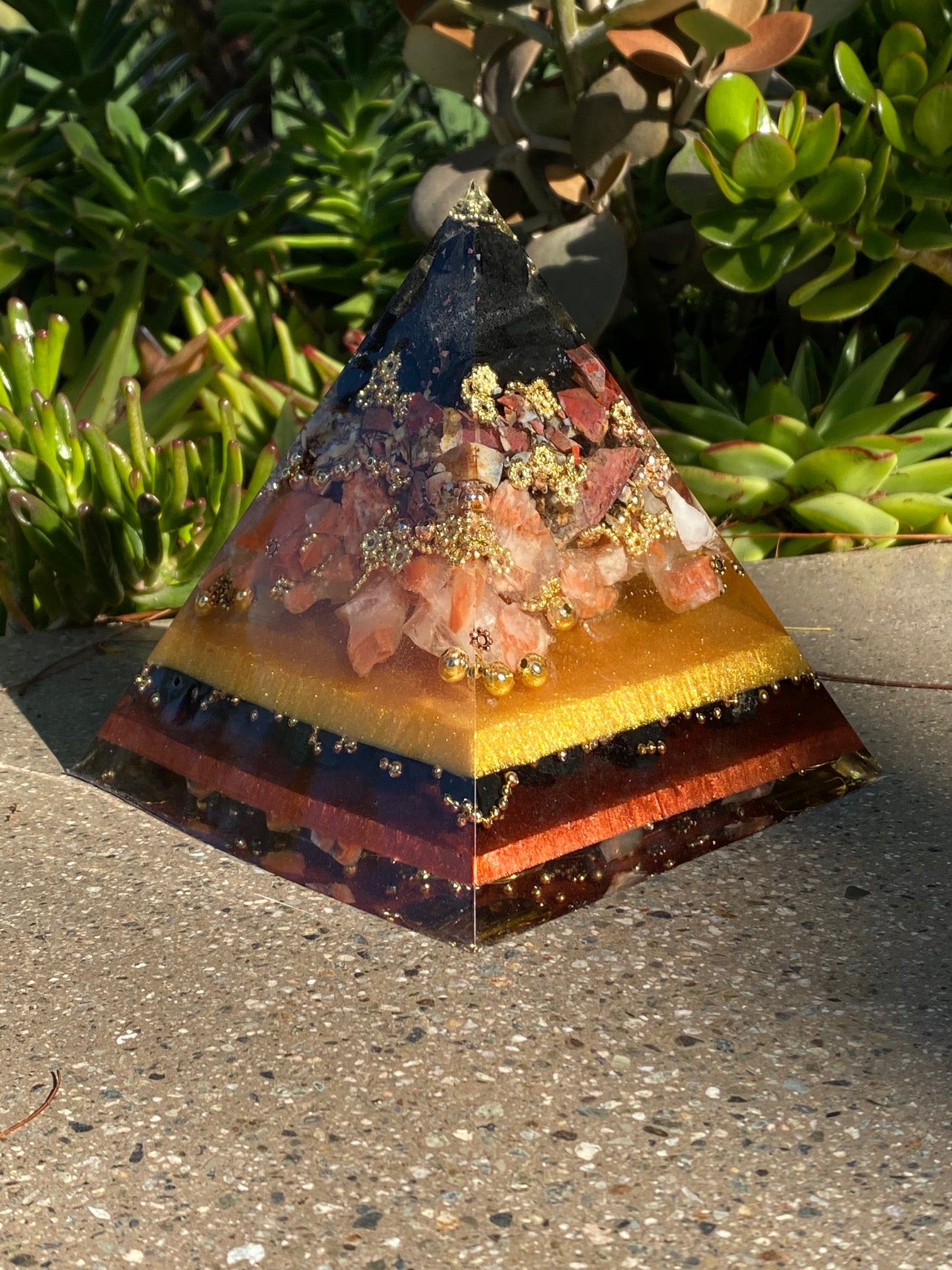 XL EMF Protection Orgonite Pyramid